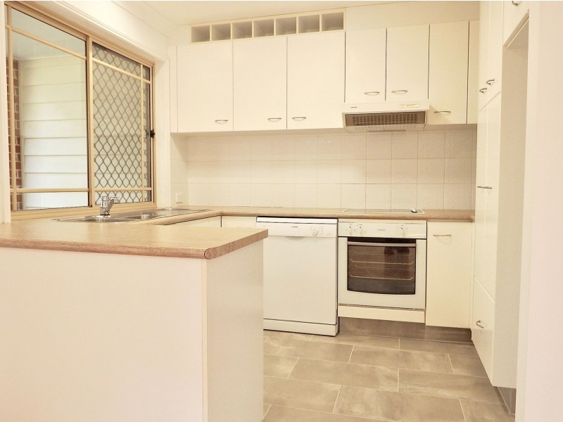 46/360 Simpsons Rd, Bardon QLD 4065