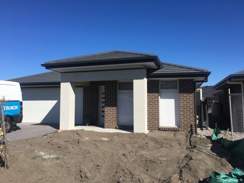 19 Apple St, Fern Bay NSW 2295