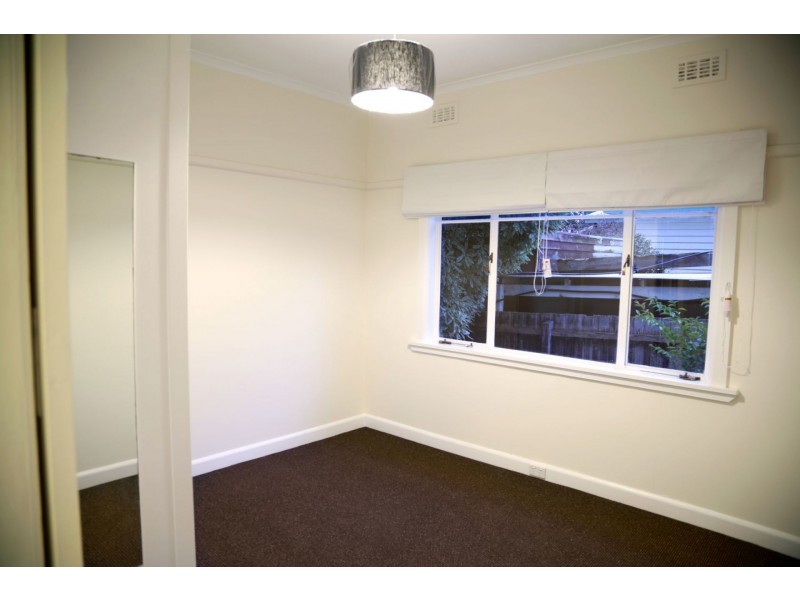 9 Illoura Ave, Ringwood East VIC 3135