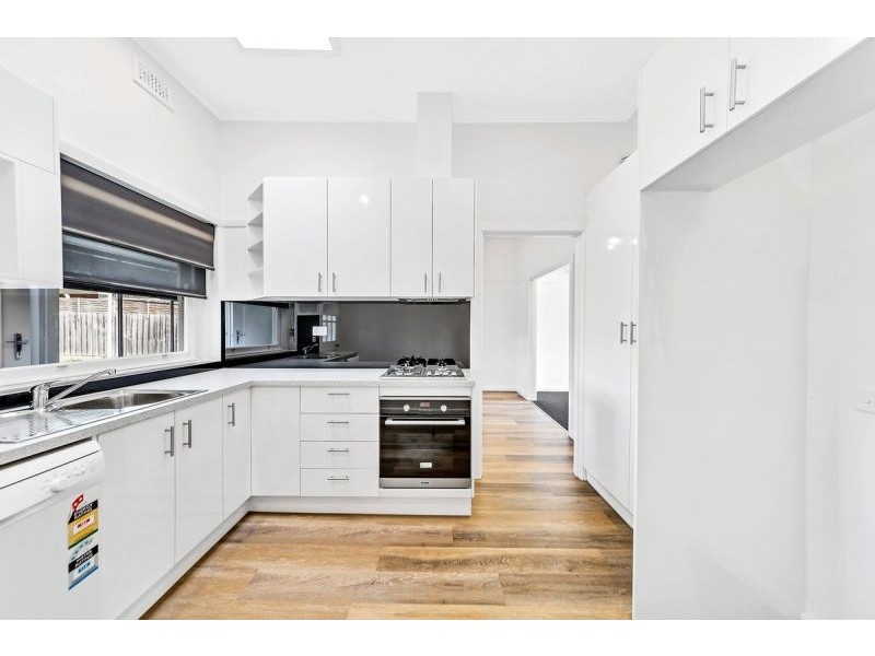 38 Centre Dandenong Rd, Cheltenham VIC 3192