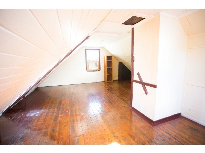 64 Berry St, Spring Hill QLD 4000