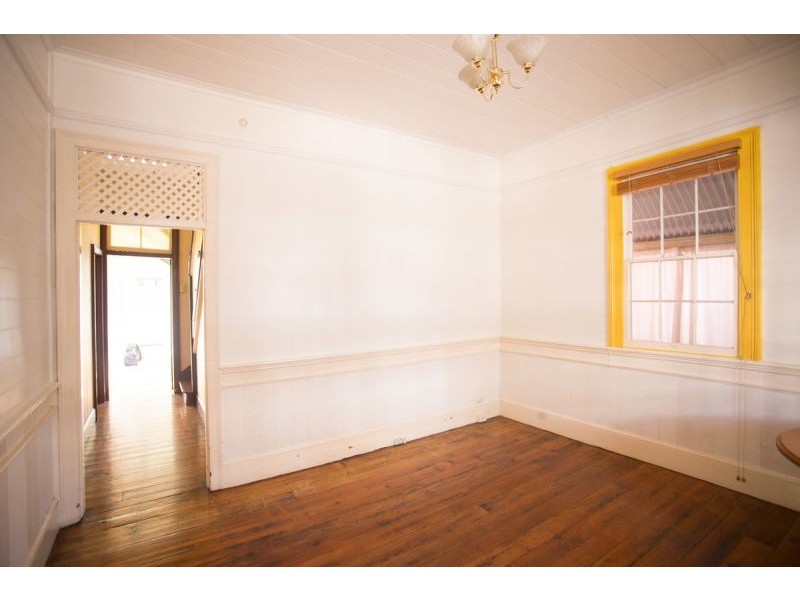 64 Berry St, Spring Hill QLD 4000