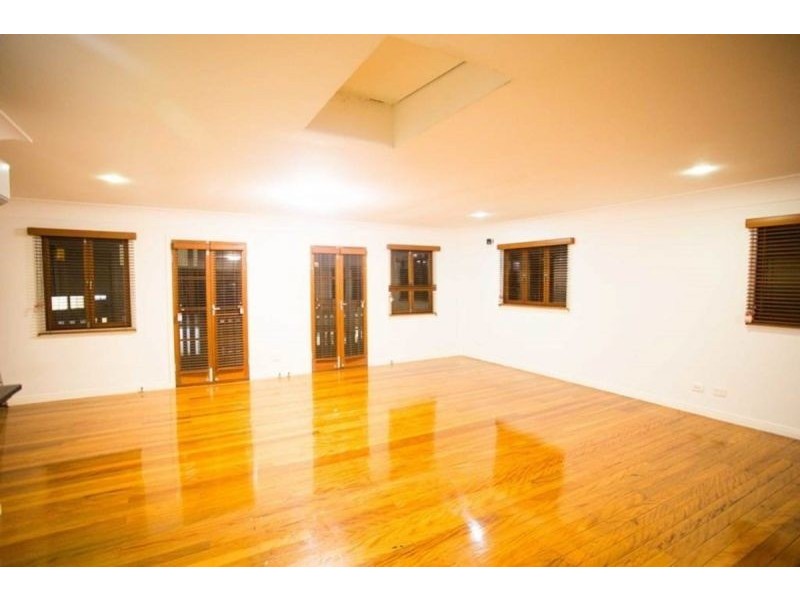 18 Lilley St, Spring Hill QLD 4000