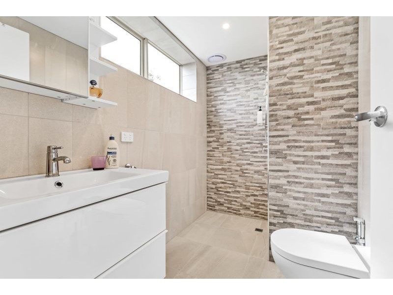 13/39 Nepean Hwy, Elsternwick VIC 3185