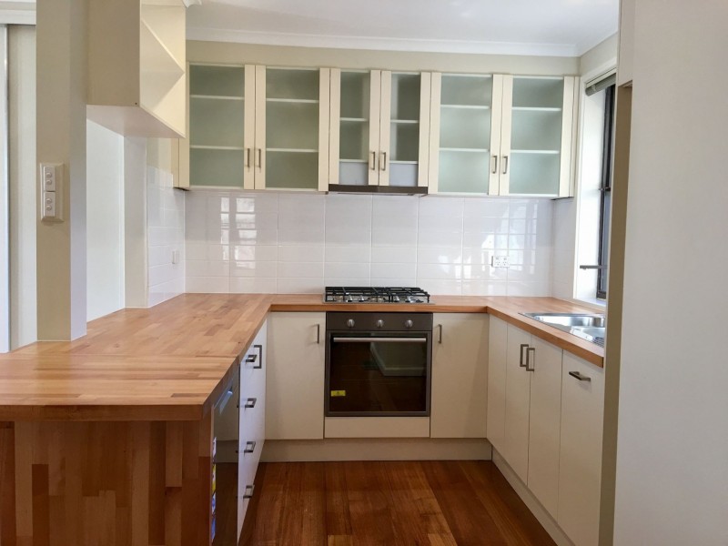 1/9 Louise Ave, Mont Albert VIC 3127
