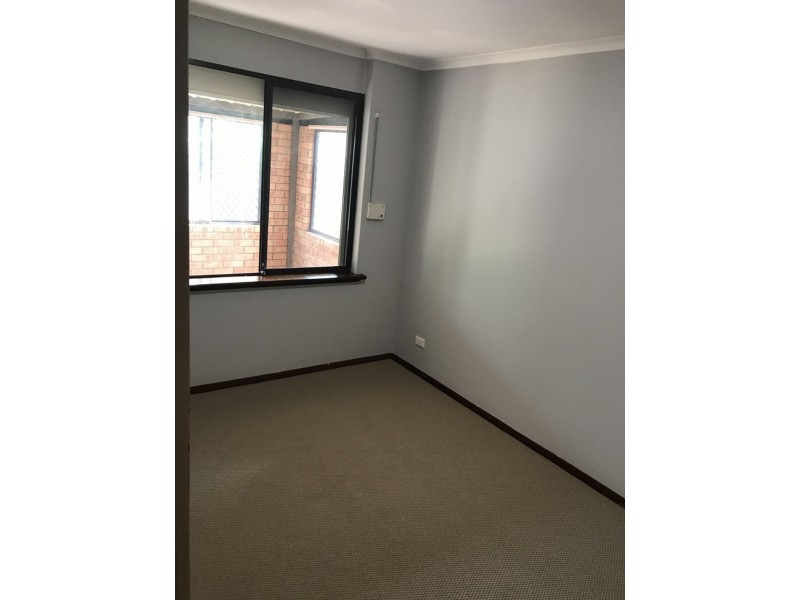 1/60 Marlboro Rd, Swan View WA 6056