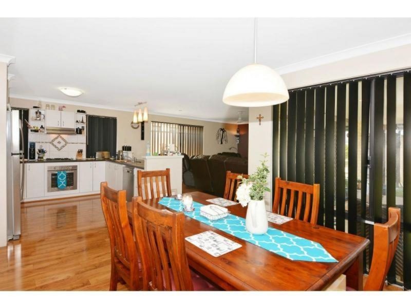 7 Vickery Loop, Clarkson WA 6030