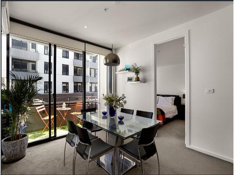 402/57 Bay St, Port Melbourne VIC 3207