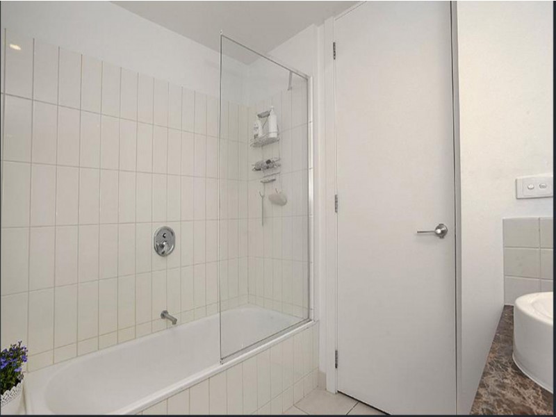 402/57 Bay St, Port Melbourne VIC 3207
