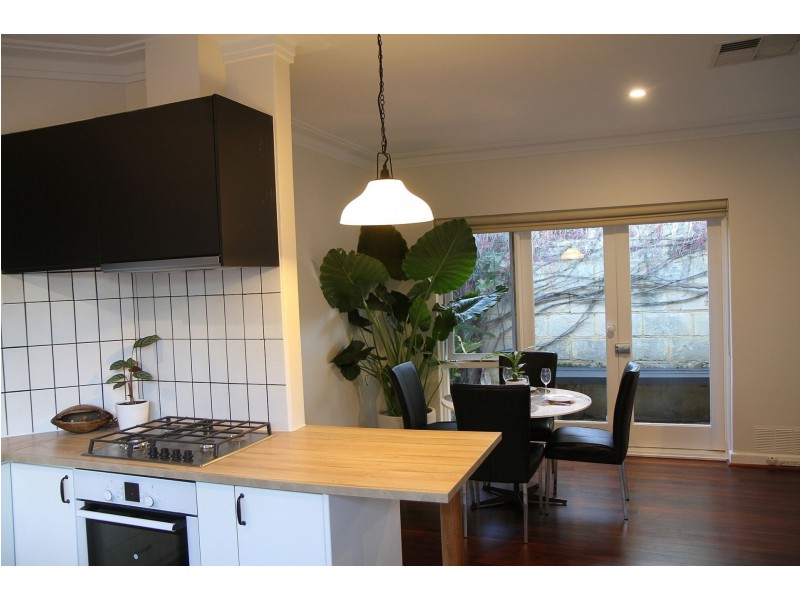 1 Wentworth St, Cottesloe WA 6011