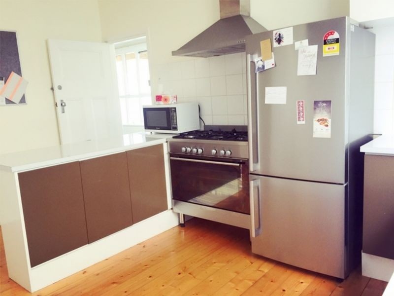 10 Peacock St, Brunswick West VIC 3055