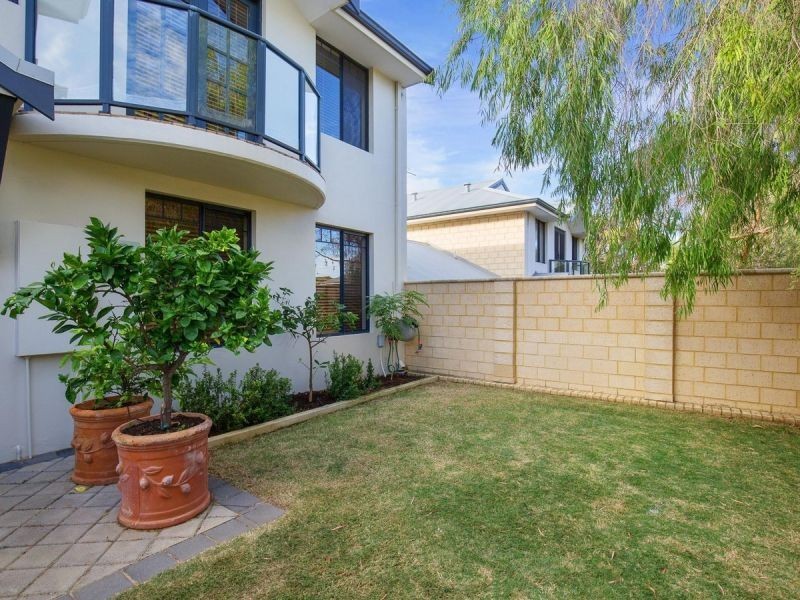 3/1 Fairlight St, Mosman Park WA 6012