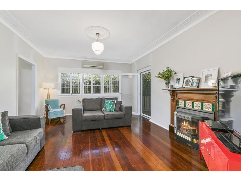 35 Rilatt St, Wavell Heights QLD 4012