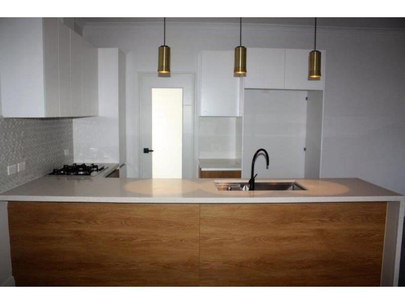 6 Nutley St, Westminster WA 6061