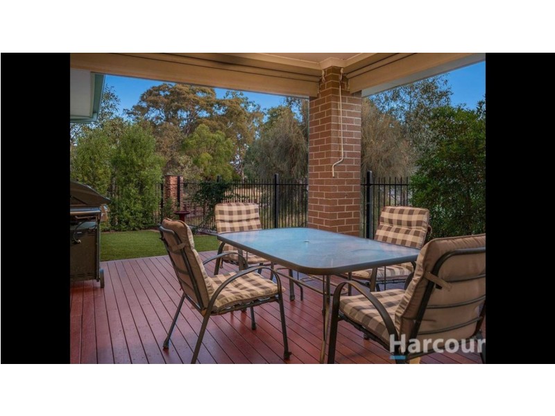 18 Shearwater Pl, Mernda VIC 3754