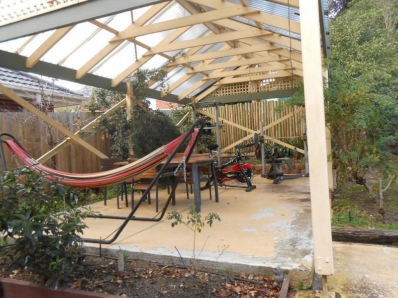 22 Aloomba St, Chadstone VIC 3148