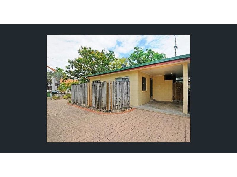 1/8 Boden St, Yorkeys Knob QLD 4878