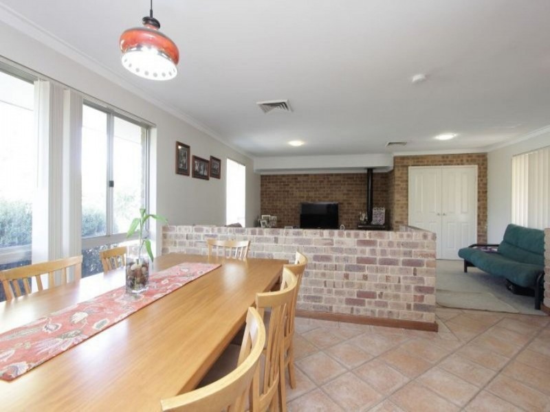 63 Akebia, Forrestfield WA 6058