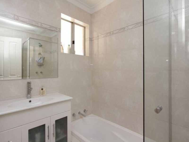 63 Akebia, Forrestfield WA 6058