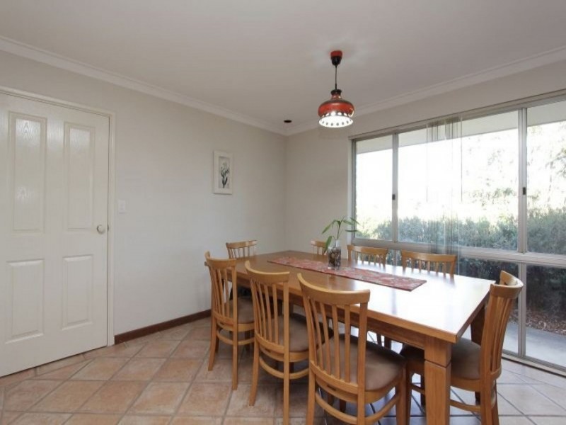 63 Akebia, Forrestfield WA 6058