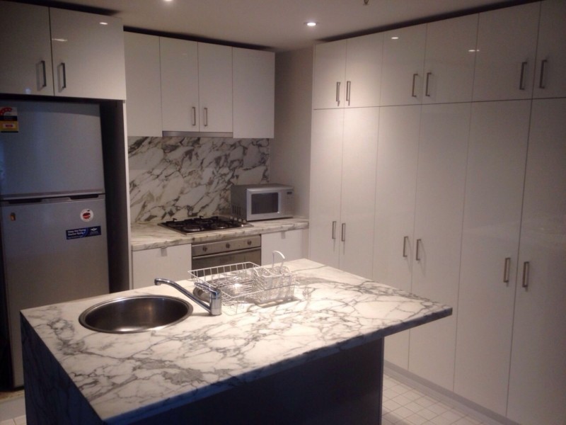 N303/18 Waterview, Docklands VIC 3008