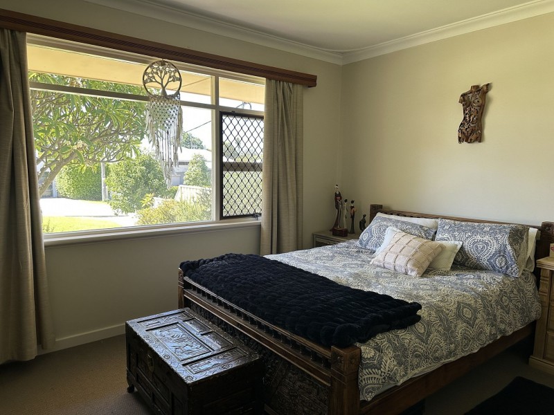 142 Shakespeare Ave, Yokine WA 6060