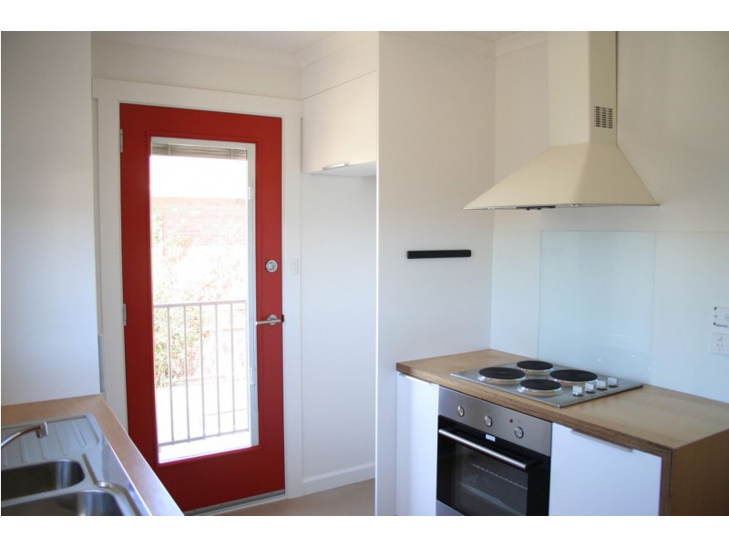 4/2 Dumas, Moonah TAS 7009