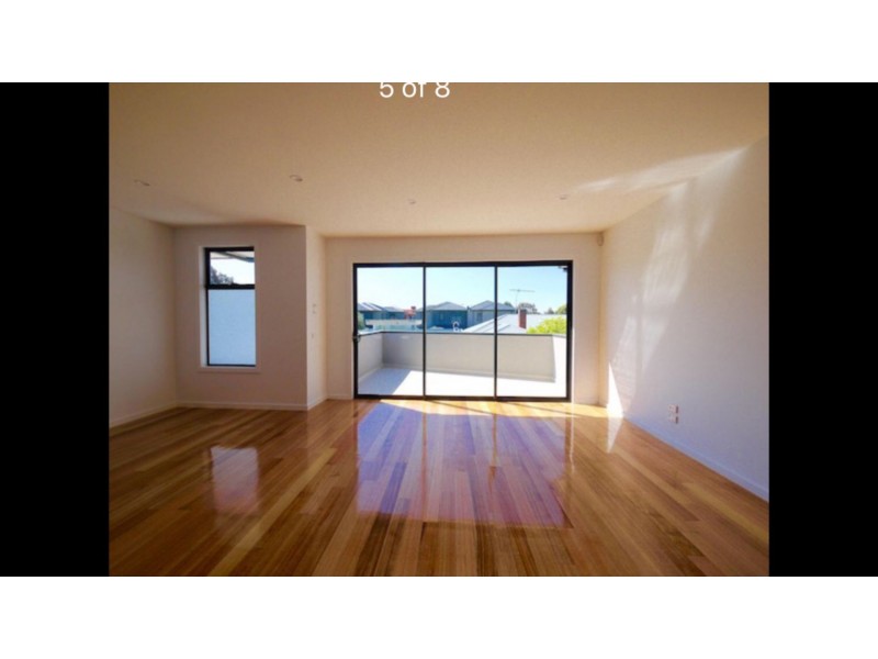 2/25 Bruce St, Coburg VIC 3058