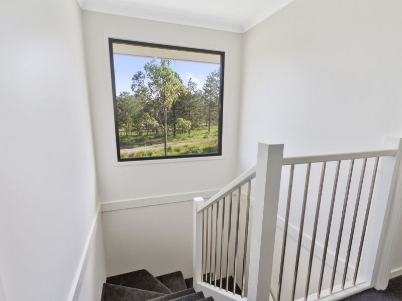 2/4 Angela Way, Pimpama QLD 4209