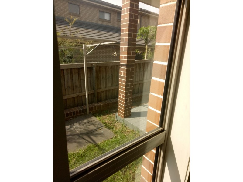 1/15 Broxbourne St, Westmead NSW 2145