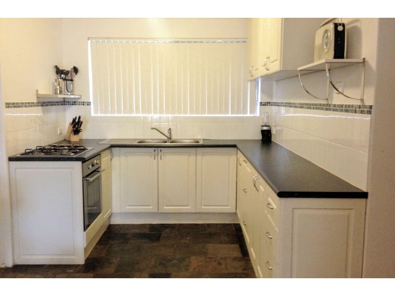 5 Hawk Pl, Craigie WA 6025