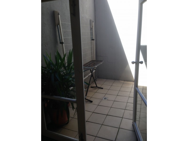 12 Villiers St, North Melbourne VIC 3051