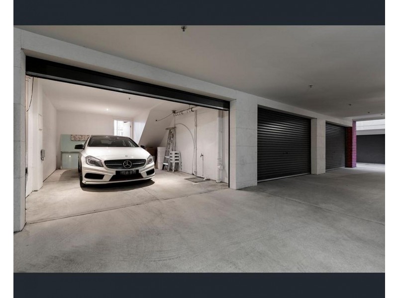 186 Queens Pde, Fitzroy North VIC 3068