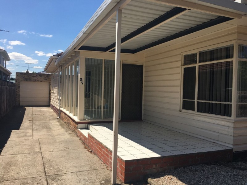 27 Oxford St, West Footscray VIC 3012