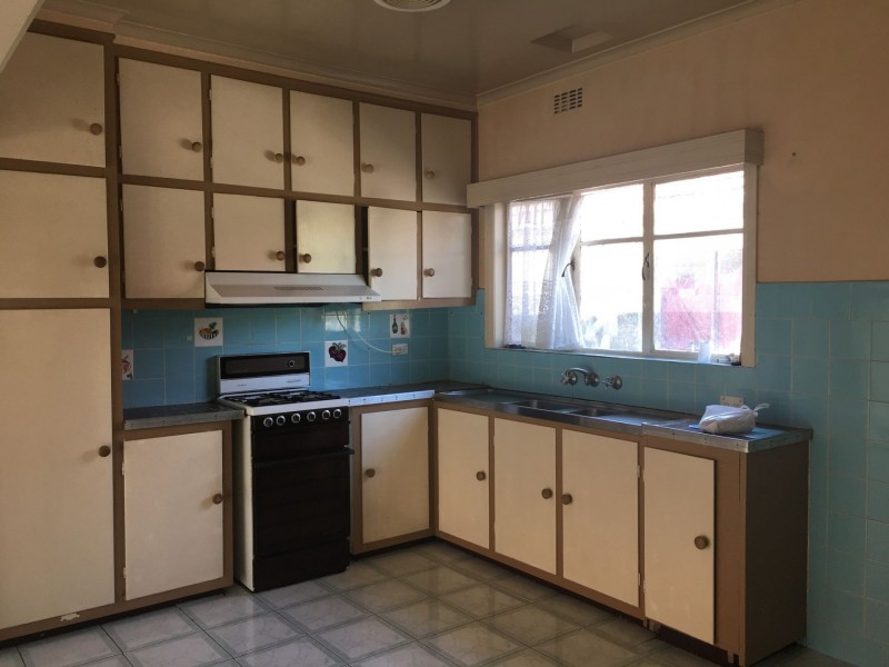 27 Oxford St, West Footscray VIC 3012