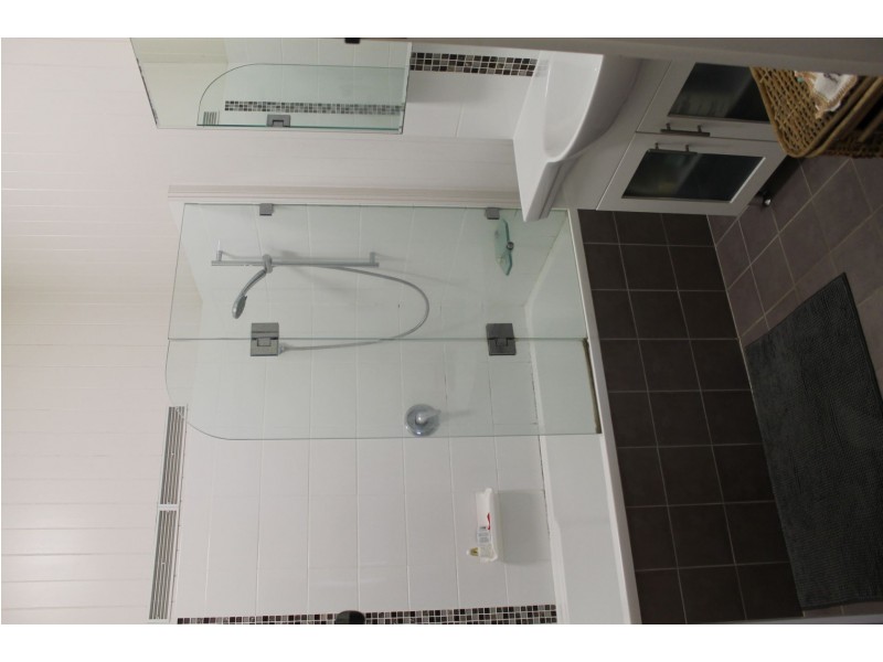 28 Nathan Tce, Yeerongpilly QLD 4105