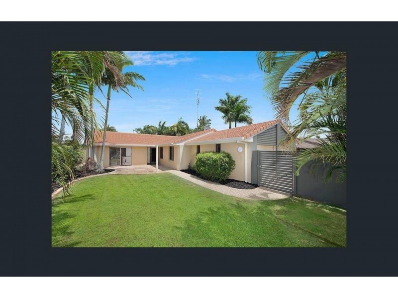 51 Poinsettia Ave, Mooloolaba QLD 4557