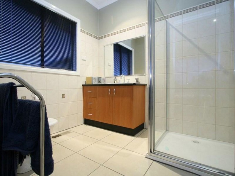 38 Bowman Dr, Mornington VIC 3931