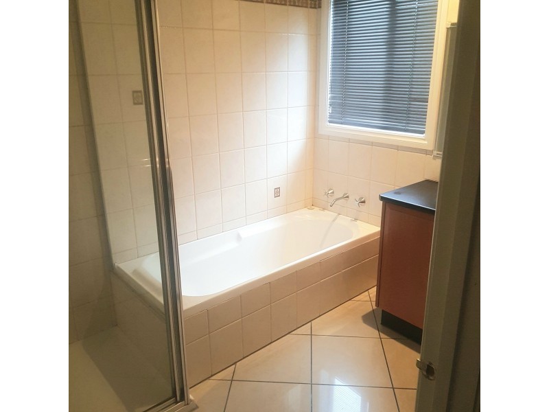 38 Bowman Dr, Mornington VIC 3931