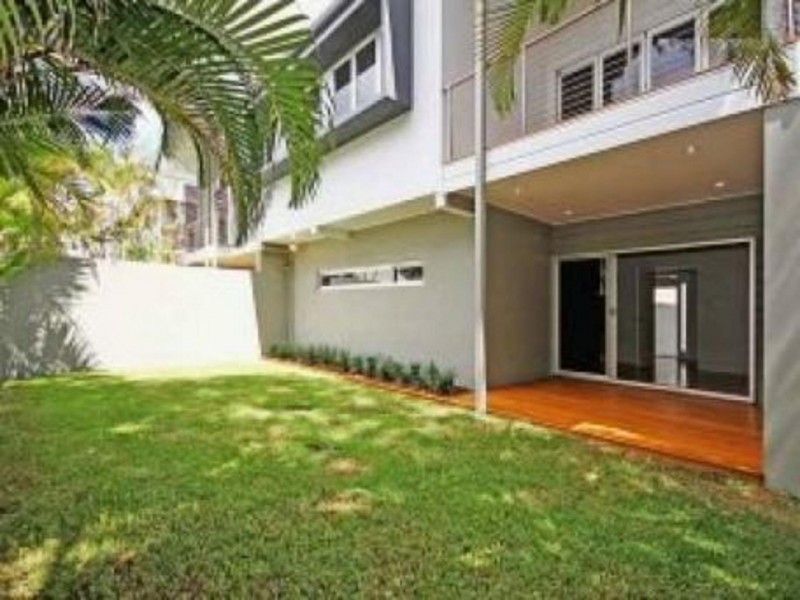 1/10 Highlands St, Albion QLD 4010