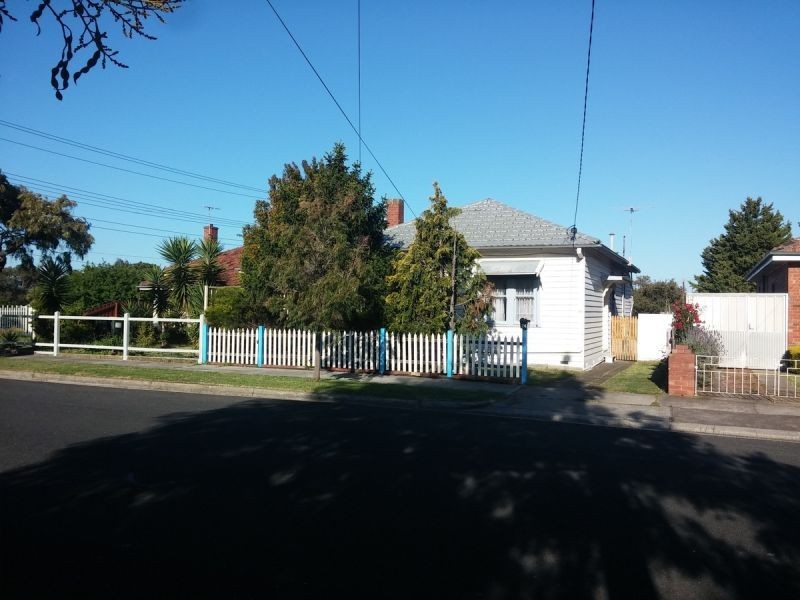 24 Tyler St, Sunshine VIC 3020