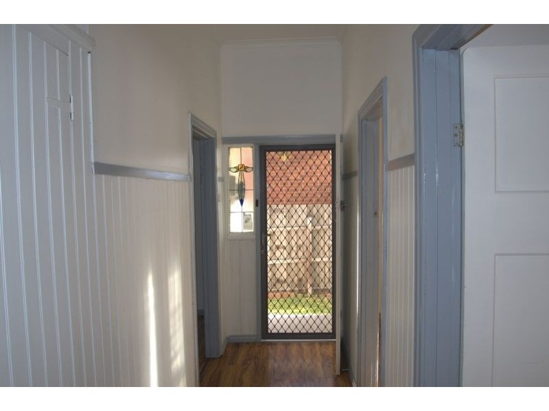 24 Tyler St, Sunshine VIC 3020