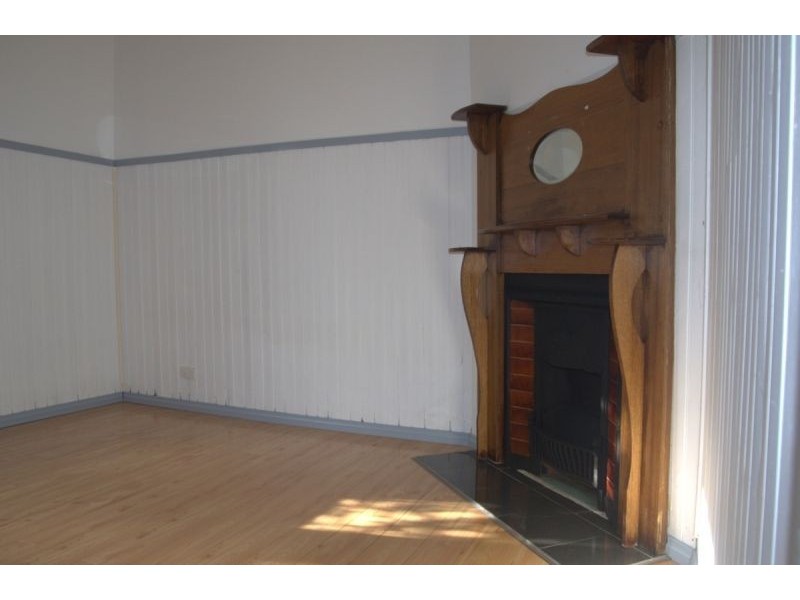 24 Tyler St, Sunshine VIC 3020