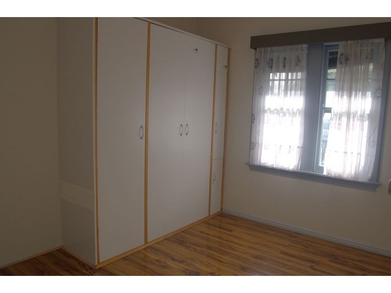 24 Tyler St, Sunshine VIC 3020