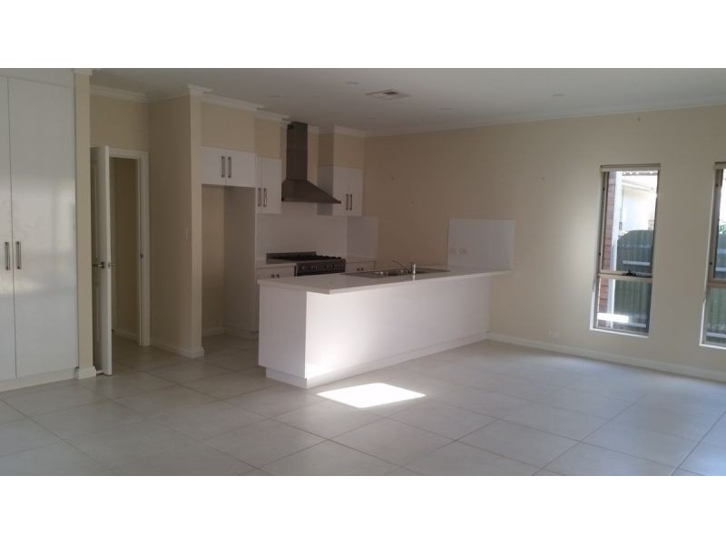 13b Roland Rd, Rostrevor SA 5073