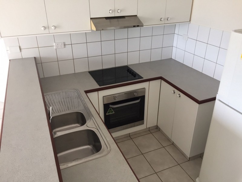 10/19 Lorna Lim Tce, Driver NT 0830