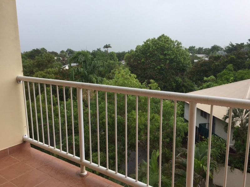 10/19 Lorna Lim Tce, Driver NT 0830