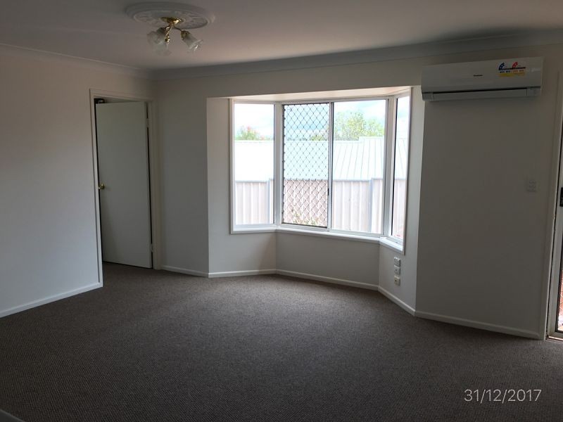 1/3 Quinlan Ct, Darling Heights QLD 4350