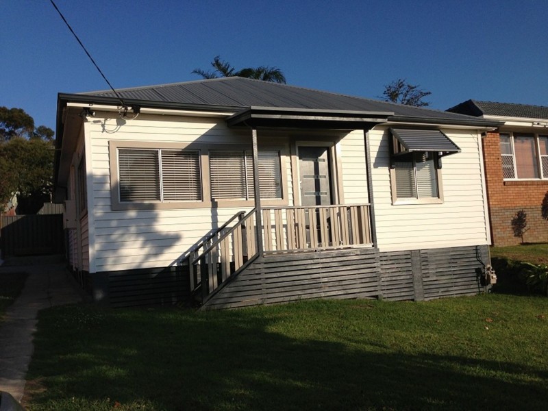 8 Willis St, Charlestown NSW 2290