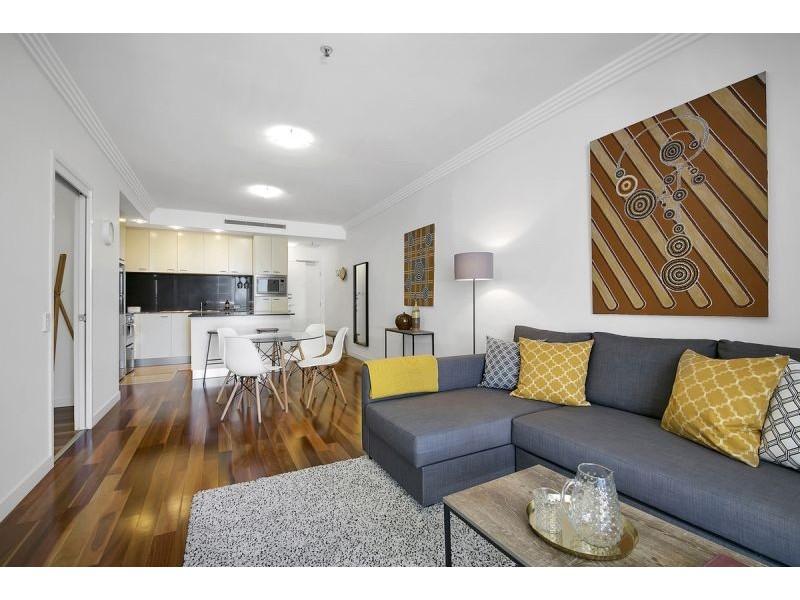 3806 – 70 Mary St, Brisbane City QLD 4000